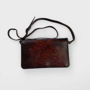 Bambas Brown Leather Crossbody Bag Embossed Design Adjustable Strap Vintage